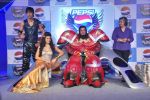 Ranbir Kapoor, Jacqueline Fernandez, Sanjay Dutt at the Launch of Pepsi Game in Taj Land_s End, Mumbai on 25th March 2010 (20).JPG